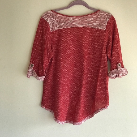 Red Lightweight Roommates Sweatshirt High Low Top - Picture 2 of 6